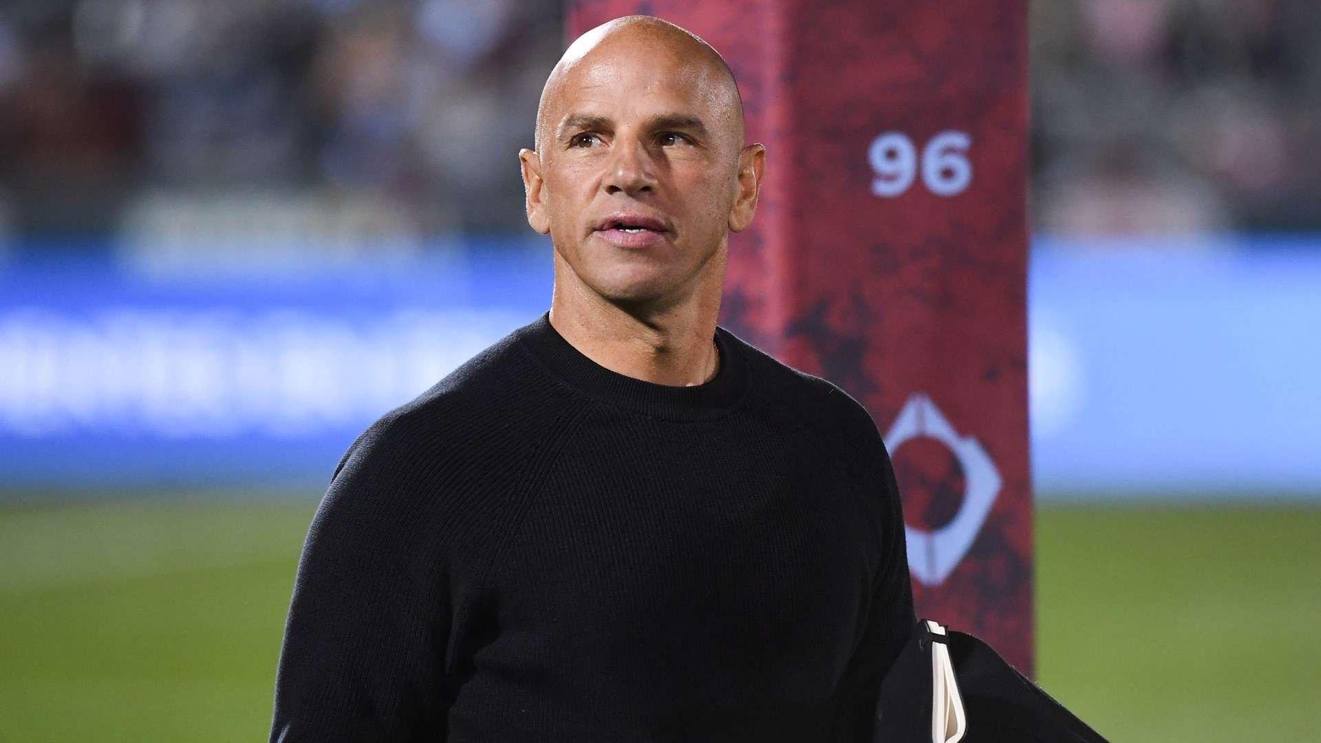 他在面对媒 他在面对媒